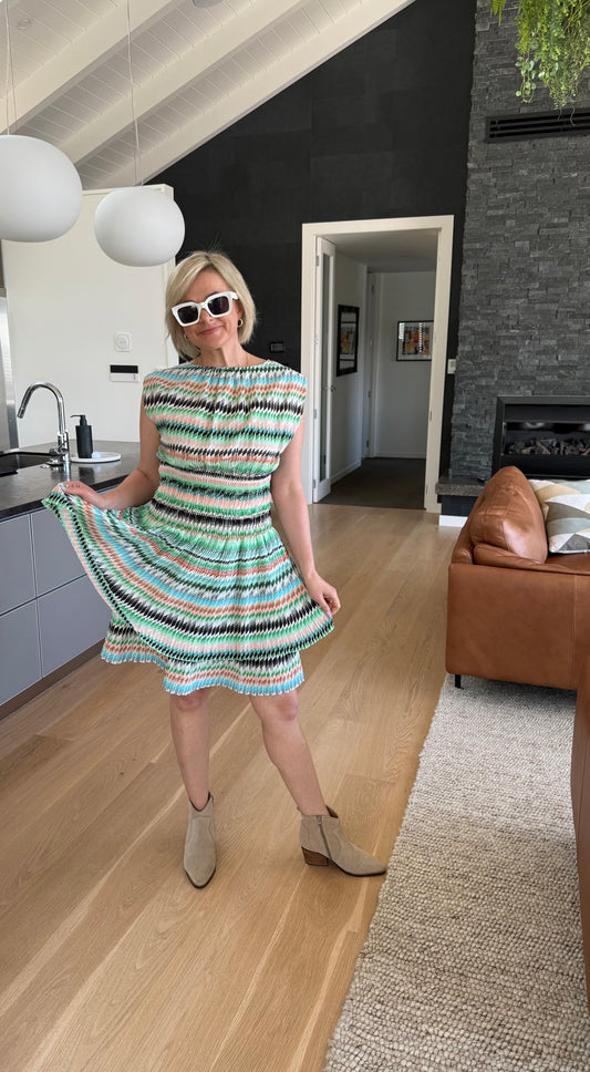 COUNTRY ROAD Knee Length Dress