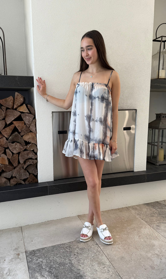 MILK AND HONEY Mini Length Dress