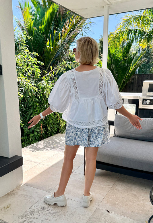 KETZ-KE White Floral Shorts