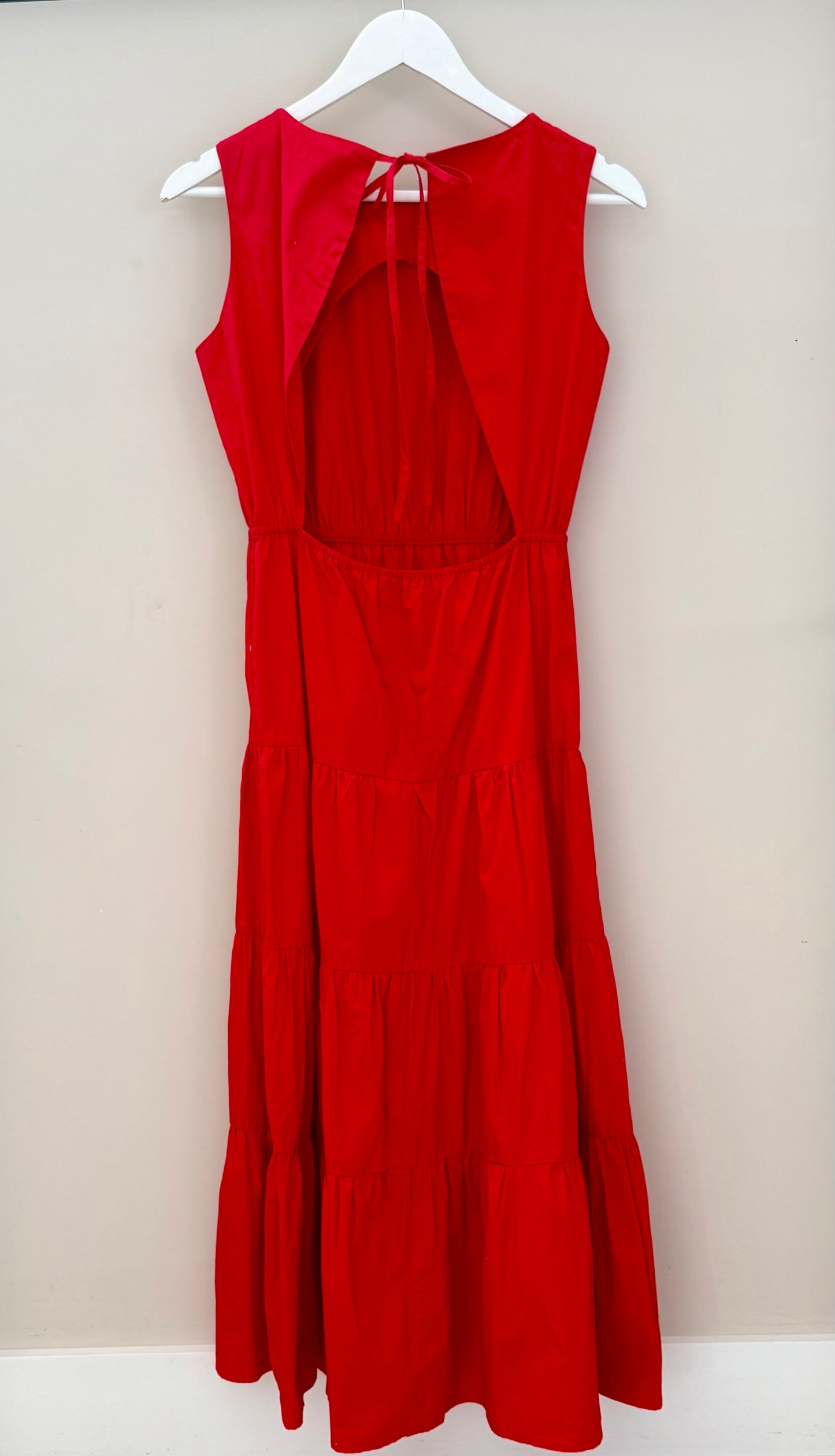 URBAN REVIVO Red Midi Dress