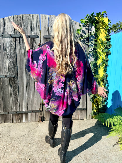AUGUSTINE/CHARLO - Pink/Navy Floral Kimono