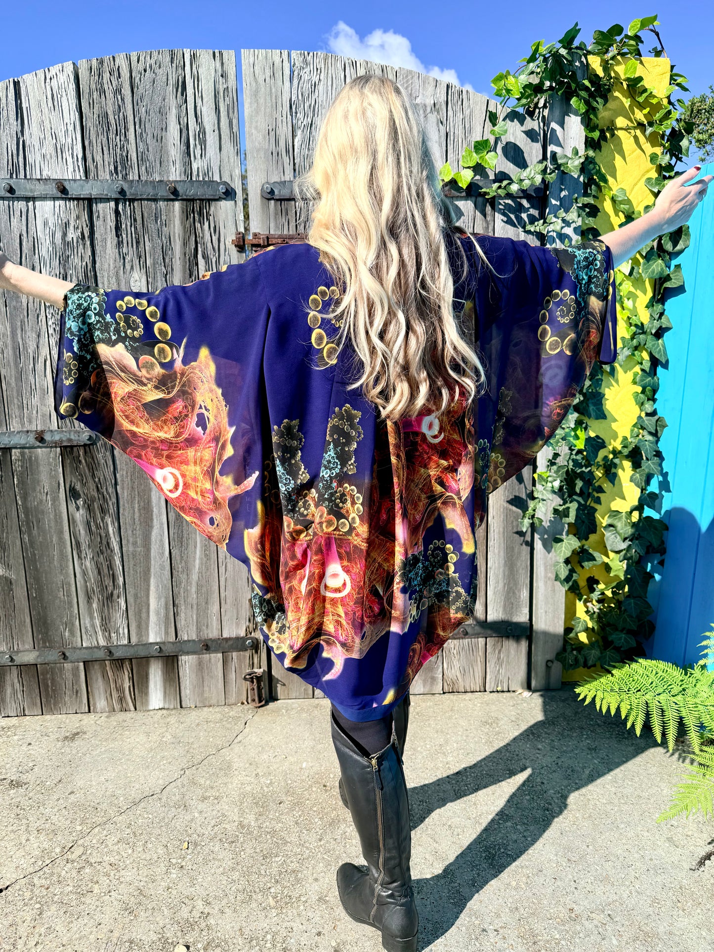 AUGUSTINE/Resort- Purple Floral Kimono
