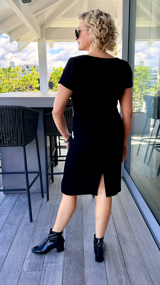 ADRIENNE WINKELMANN Knee Length Black/White Dress