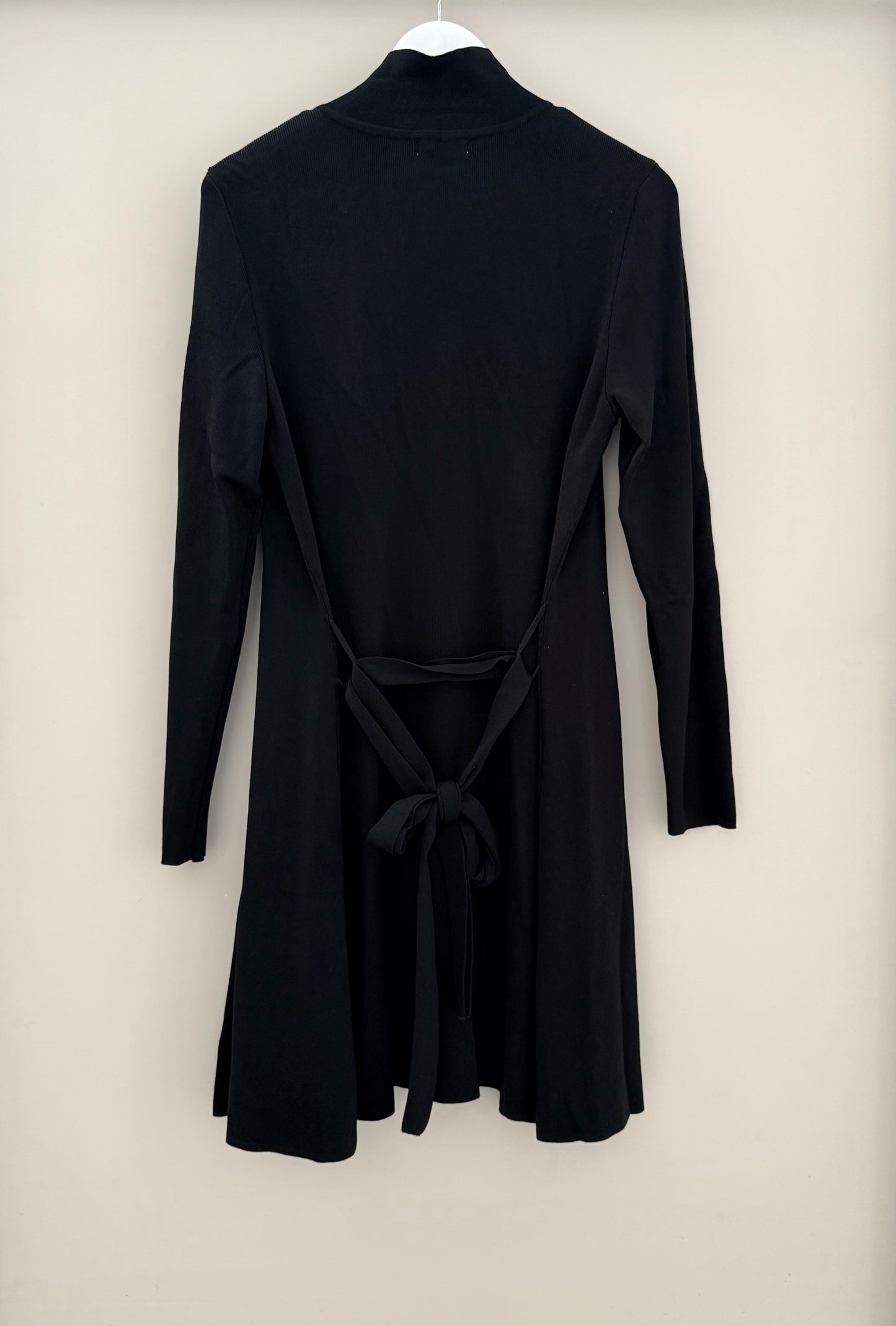 WHISTLE Midi Length Black Over Coat
