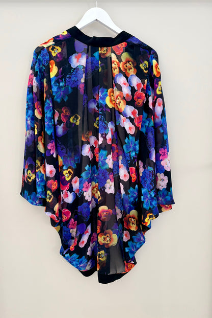 AUGUSTINE Floral Kimono
