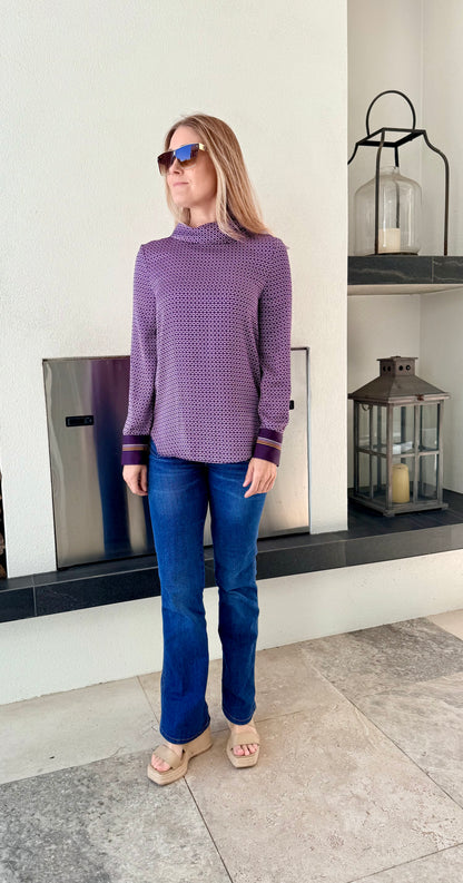COUNTRY ROAD Purple Top, Fits Size M