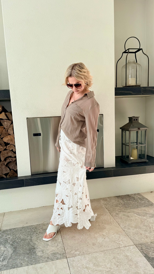 AUGUSTINE White Floral Laser Cut Out Maxi Skirt, Fits M ** NEW WITH TAGS **