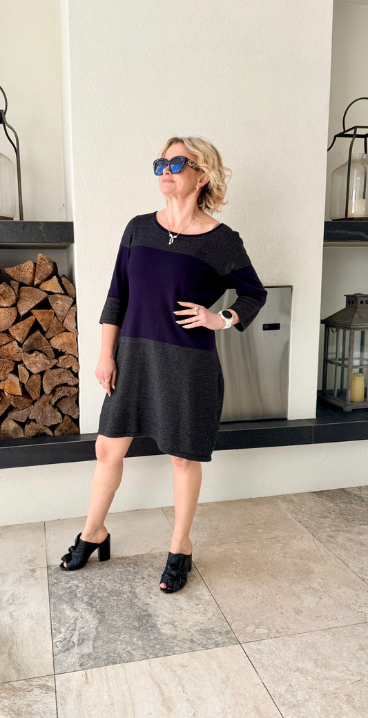 DAVID LAWRENCE - Grey/Navy Knee Length Wool Blend Dress, Size XL (fits M)