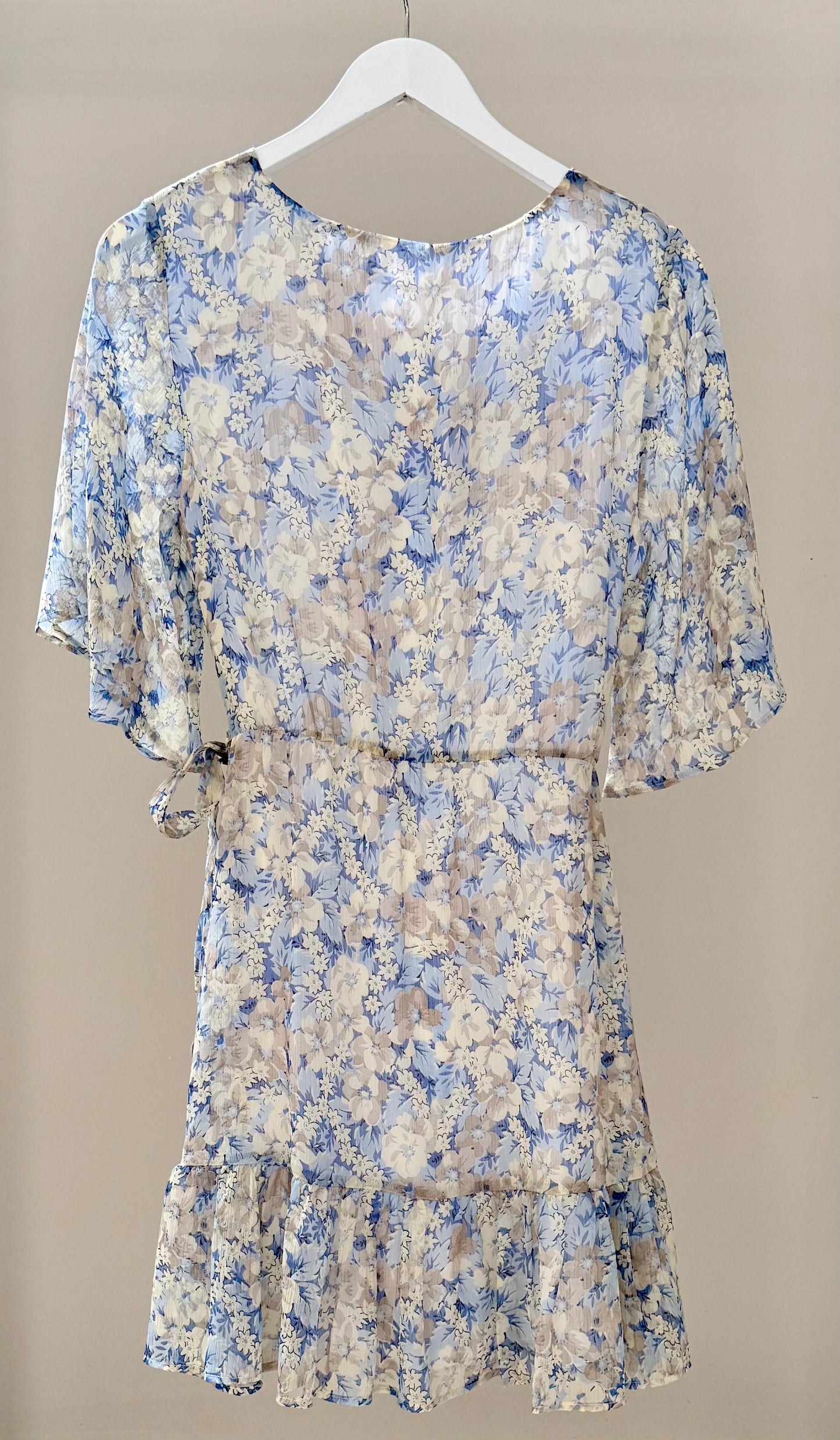 RUBY Light Blue Floral Knee Length Dress, Size 8