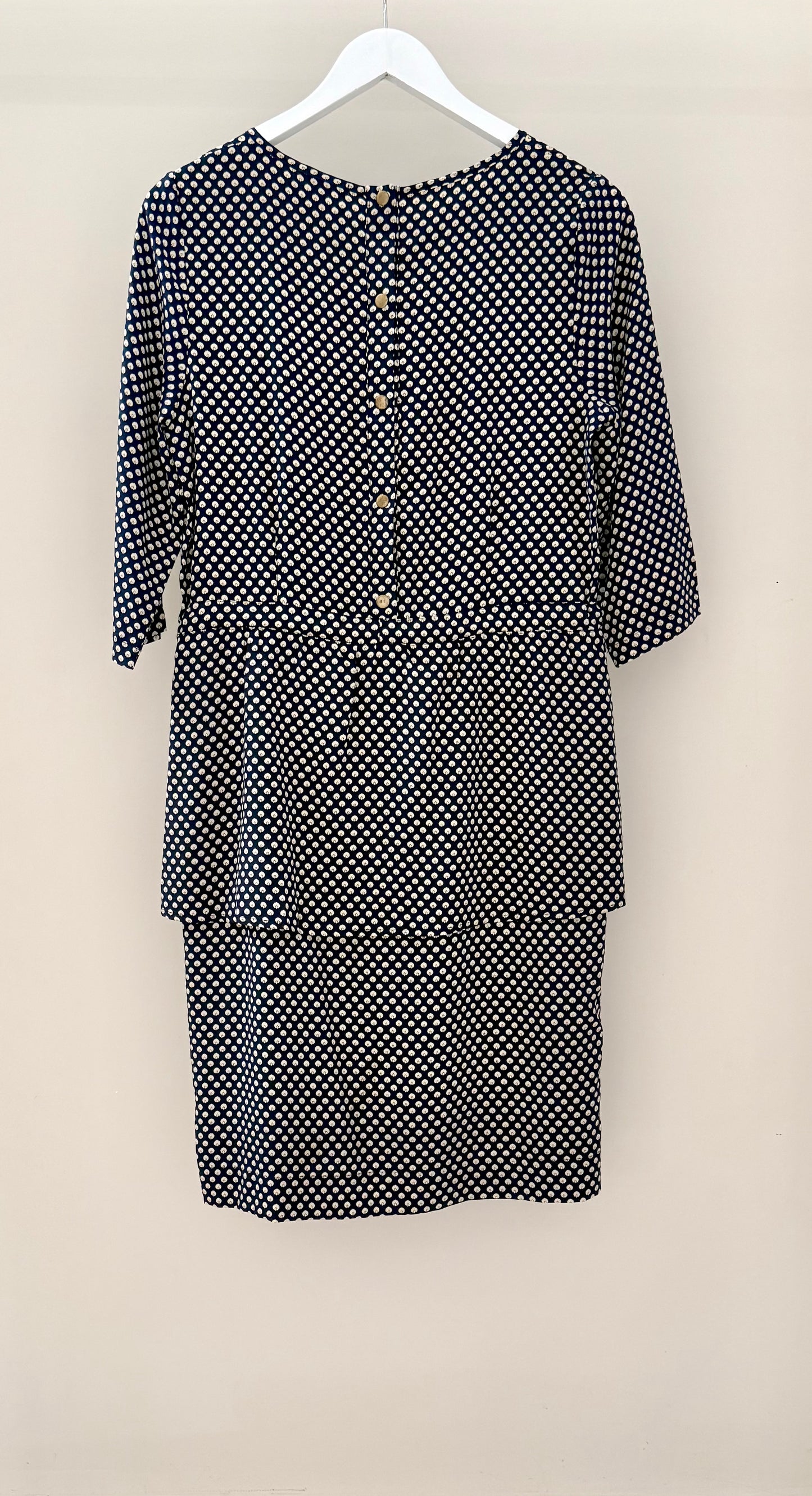 JULIETTE HOGAN Black/Tan Knee Length Silk Dress, Size 10