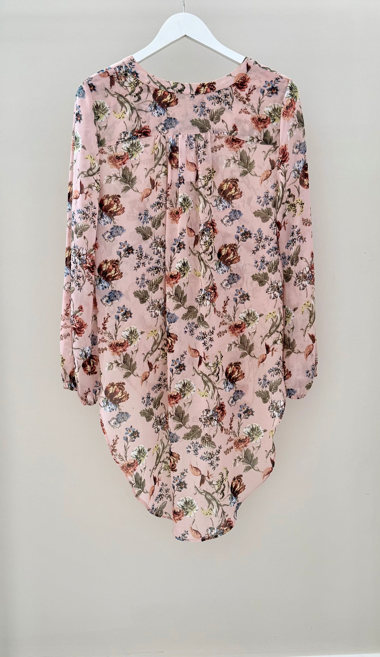 STITCH MINISTRY Pink Floral Long Top (Size 8)