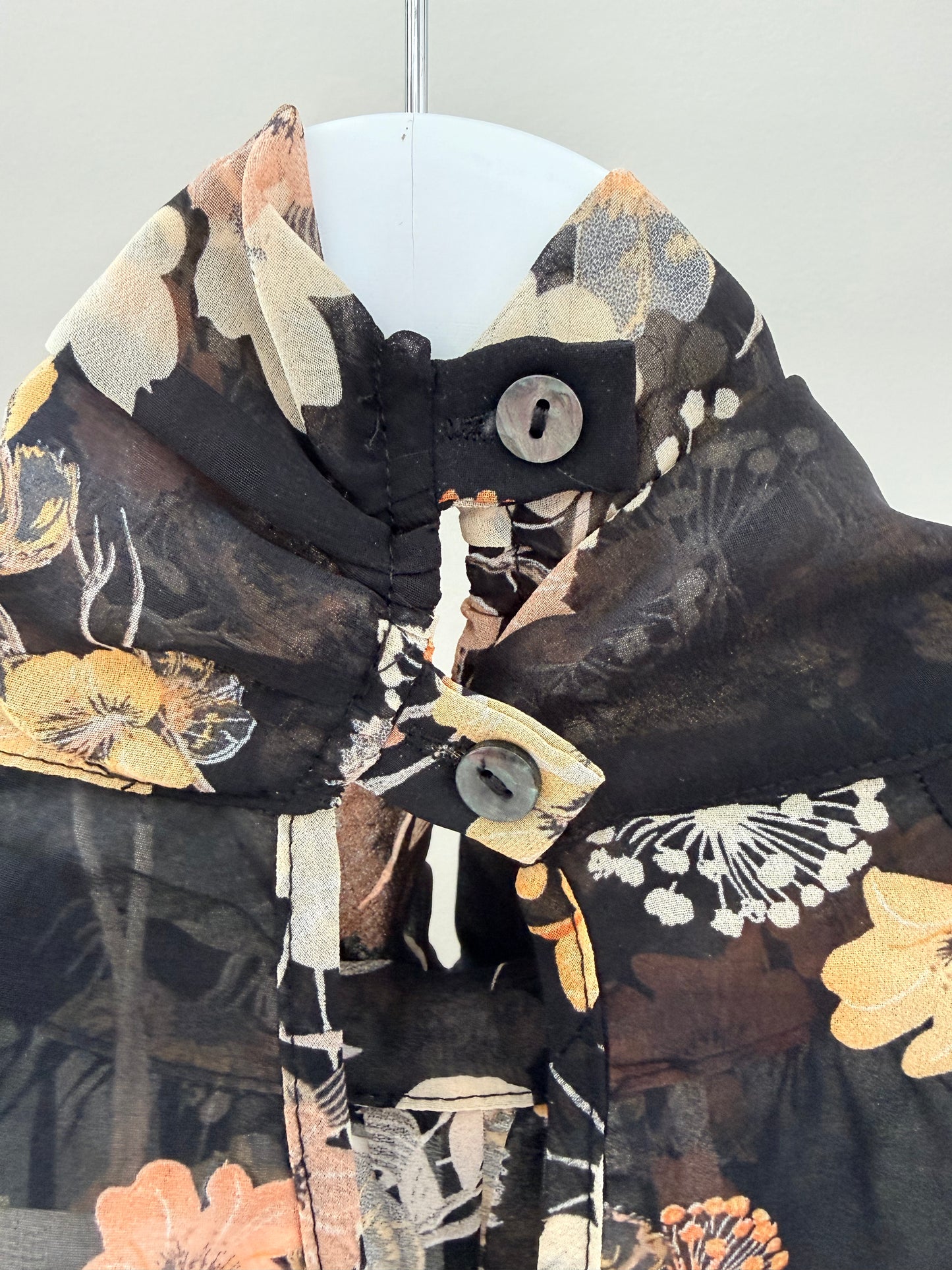 KETZ-KE Black Floral Top (Size 14)