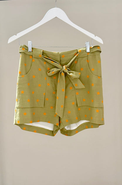 TUESDAY Green/Yellow Star Top/Shorts Outfit