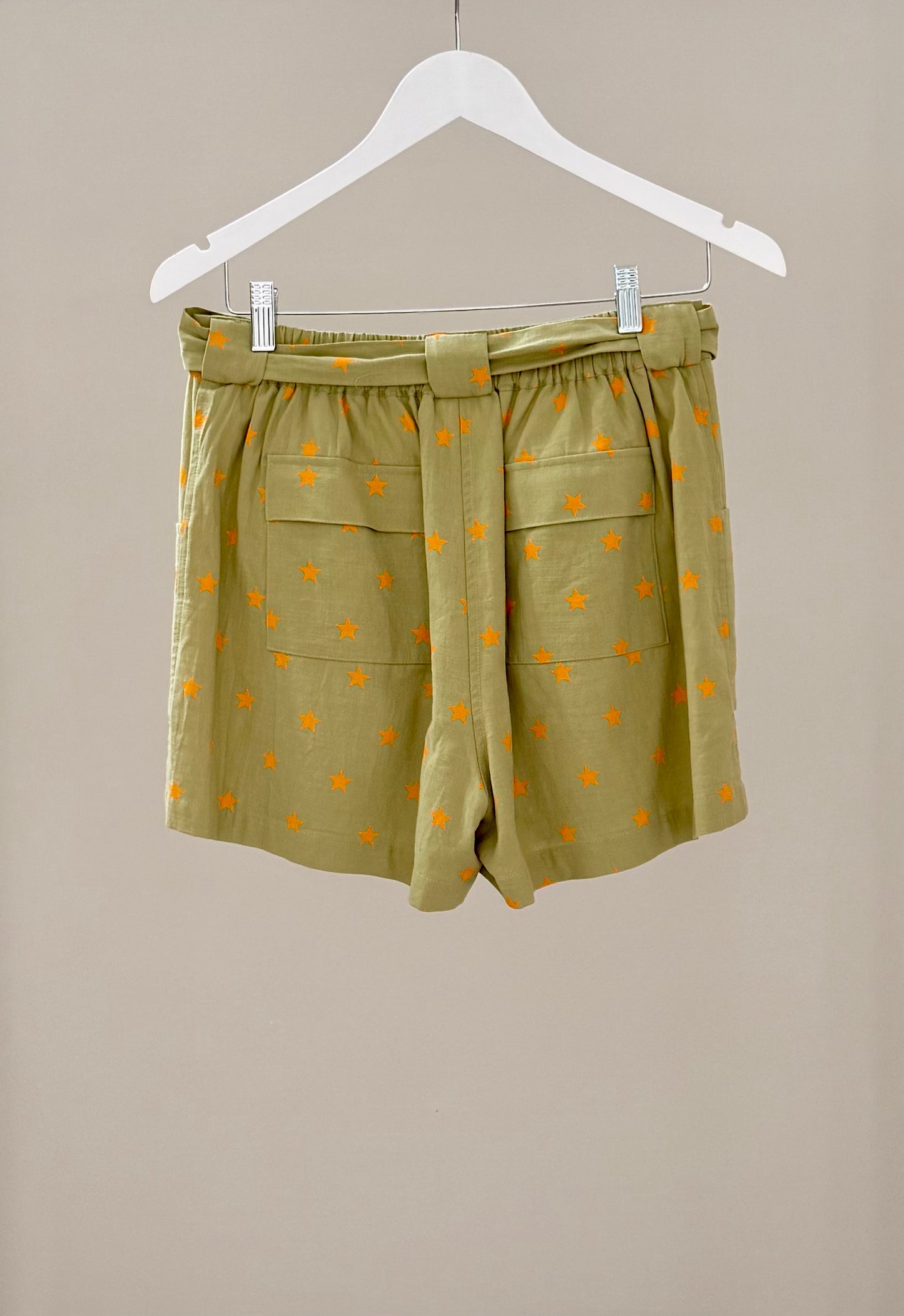 TUESDAY Green/Yellow Star Top/Shorts Outfit