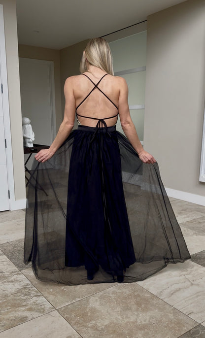 STUNNER Maxi Black/Gold Formal Dress