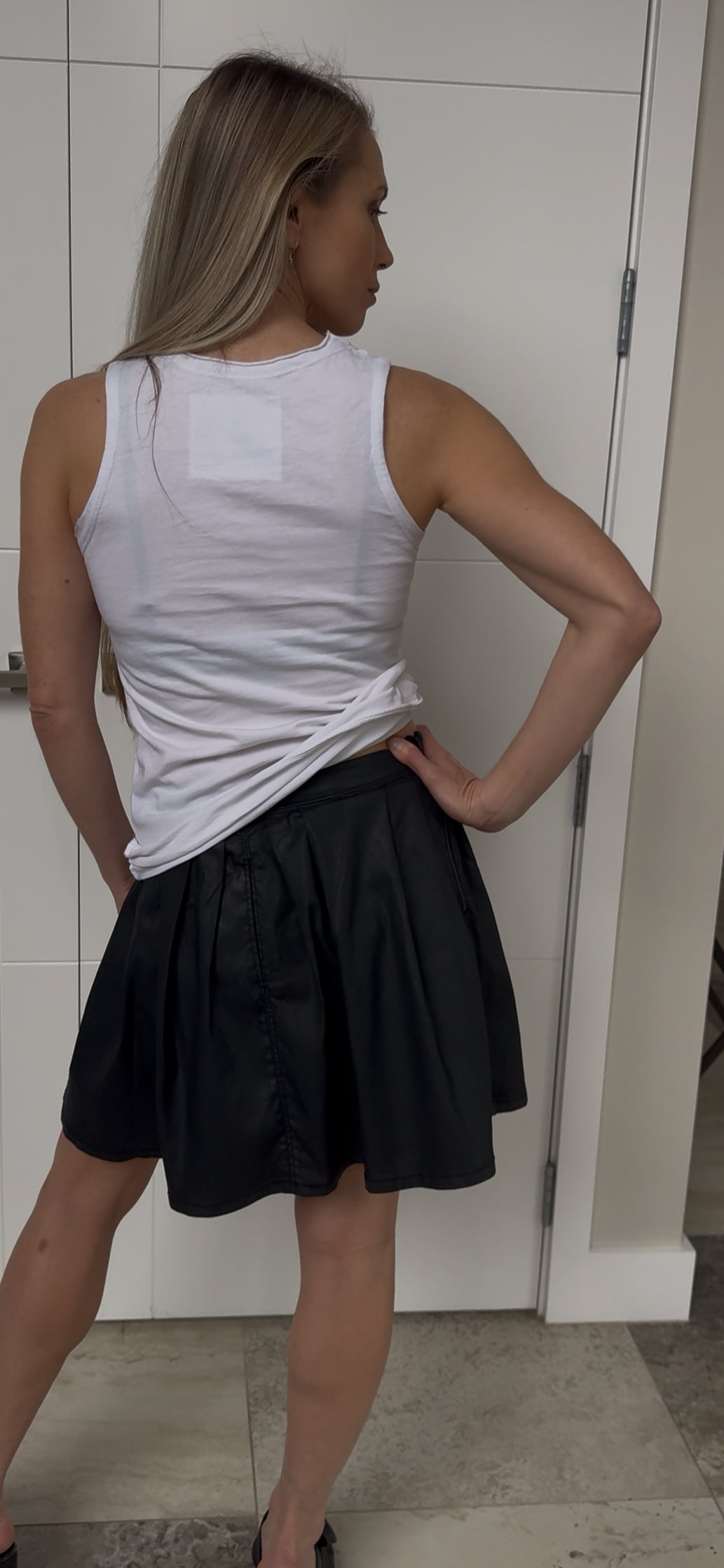 COUNTRY ROAD Black Mini Skirt