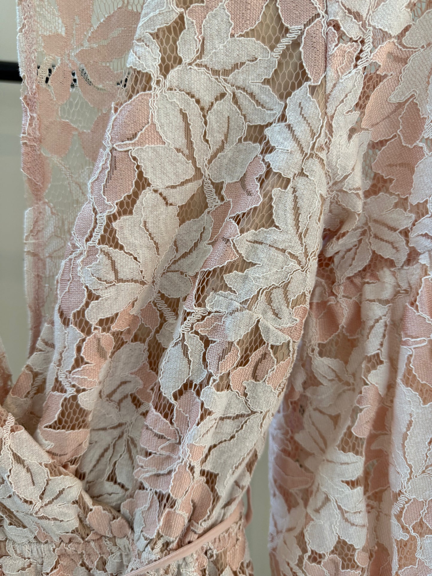 HERE COMES THE SUN Pink/White Mini Dress