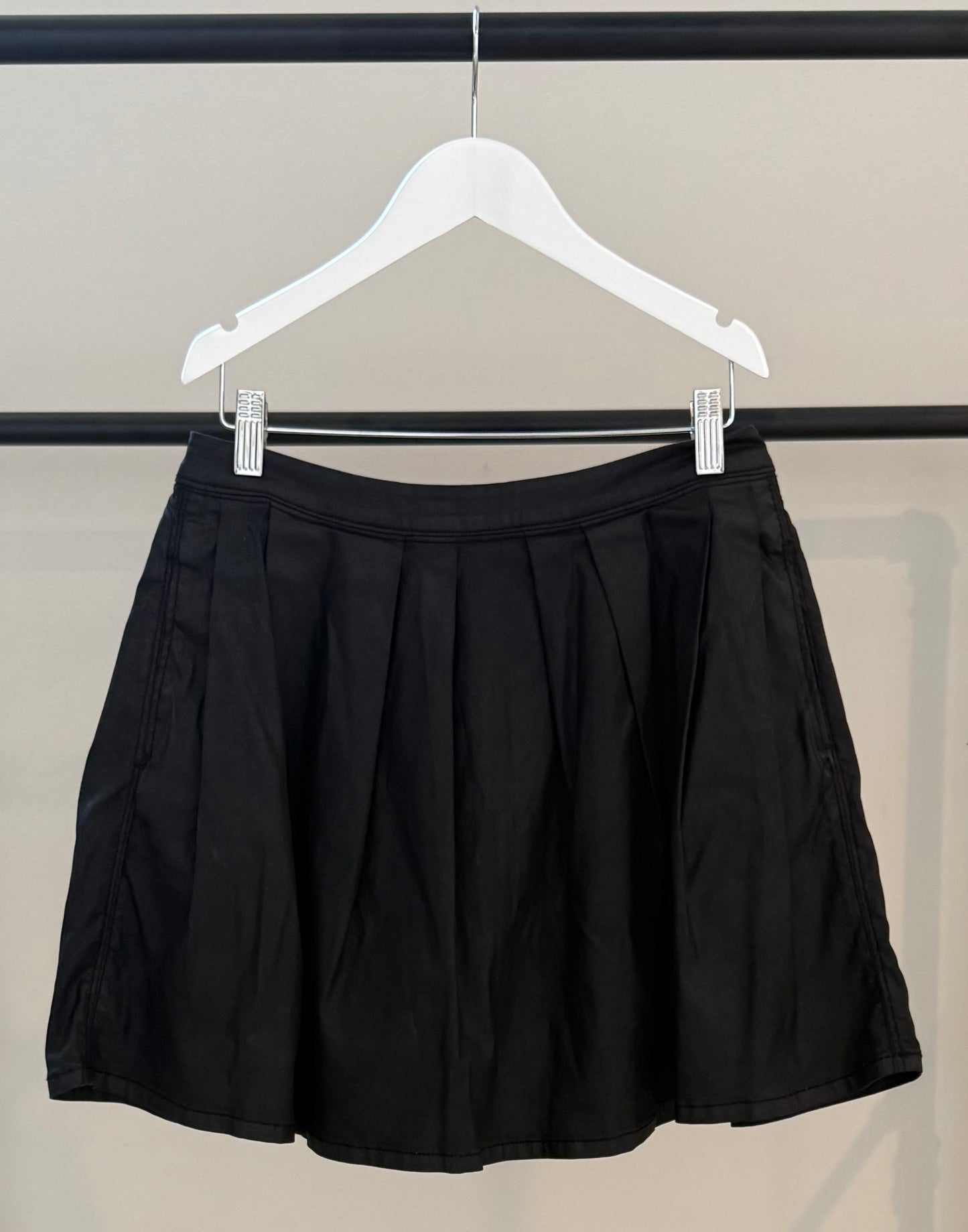 COUNTRY ROAD Black Mini Skirt