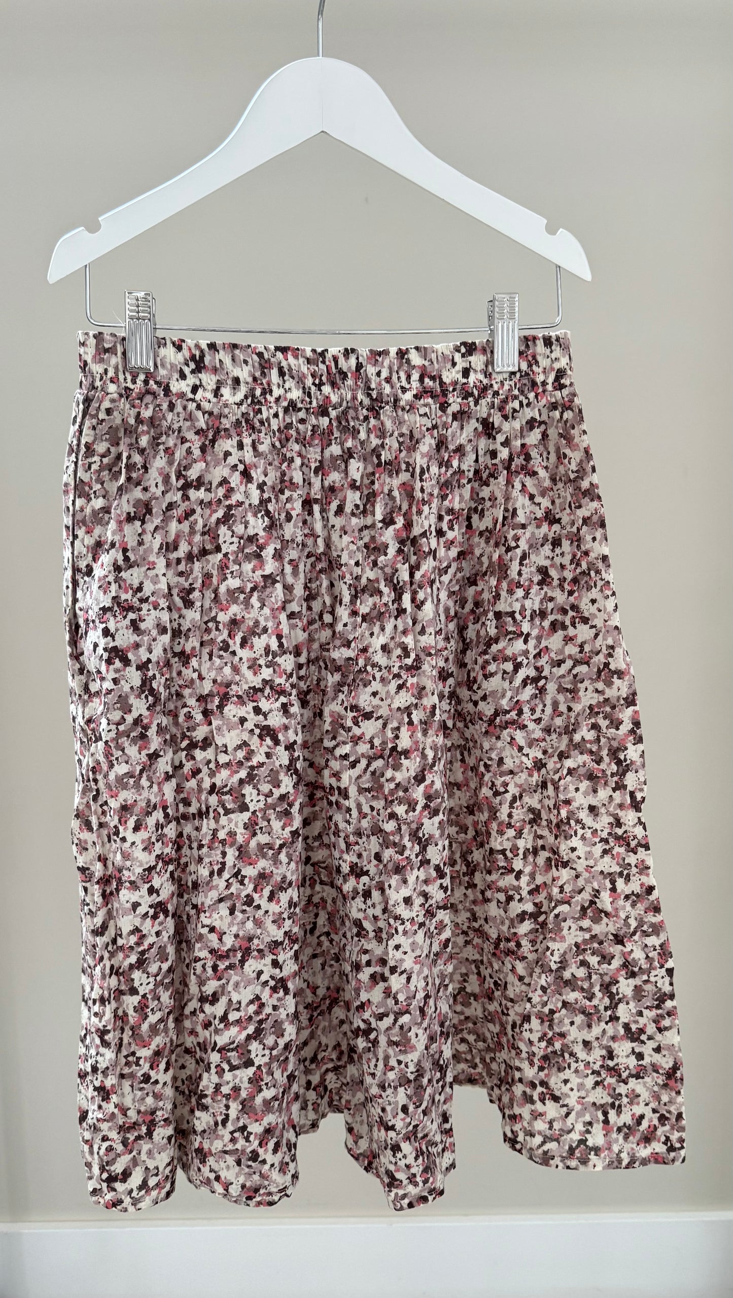 JULIETTE HOGAN Pink/White Floral Skirt