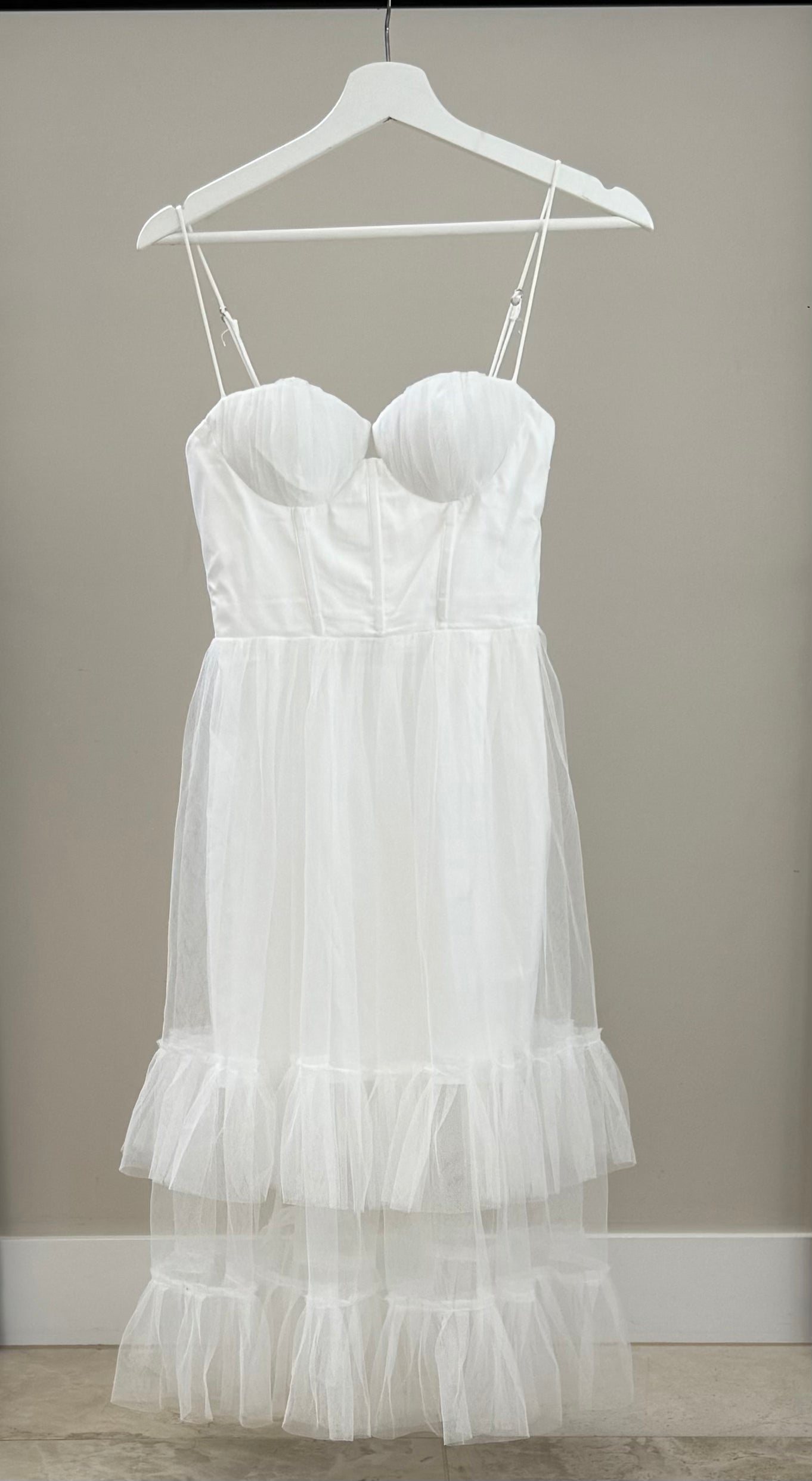 SELFIE LESLIE White Midi Dress