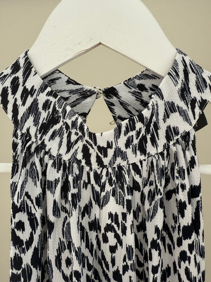 DECJUBA Black/White Knee Length Dress
