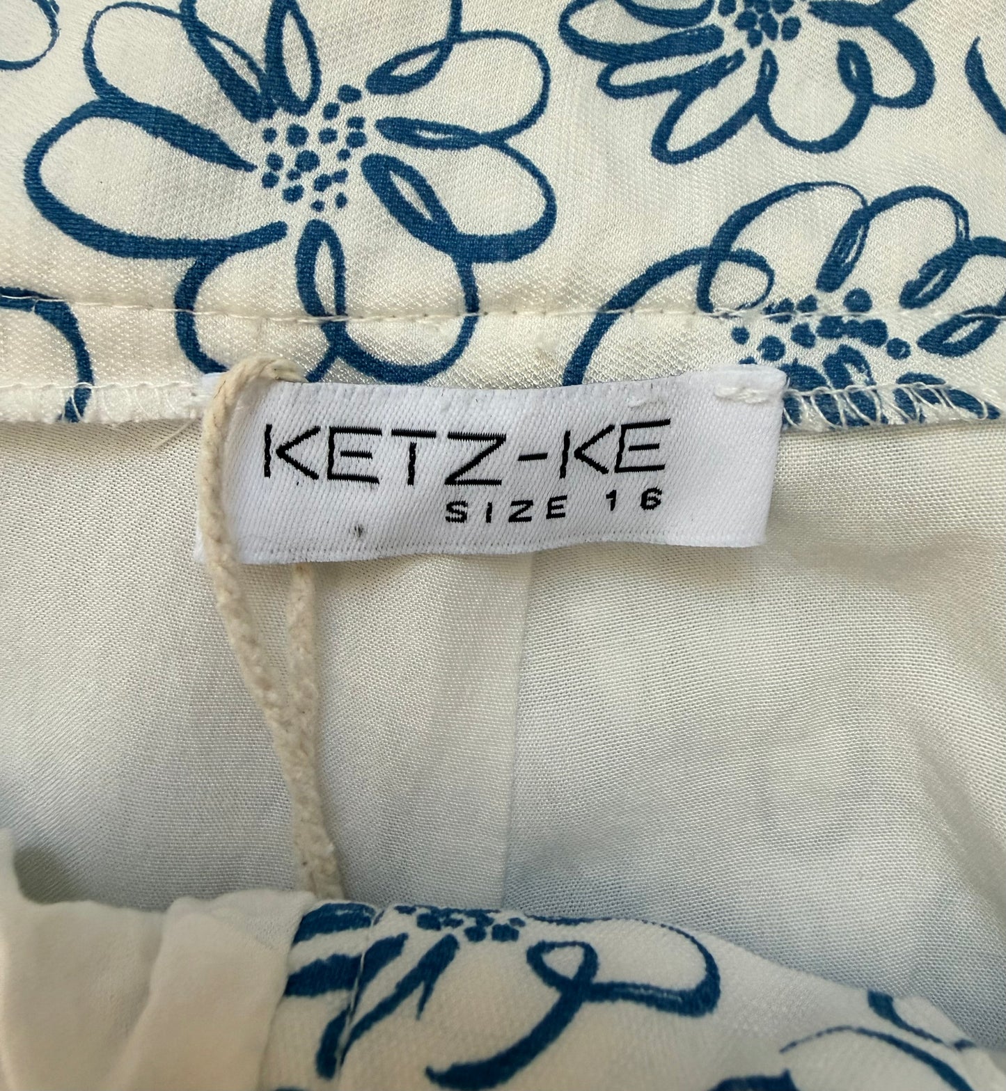 KETZ-KE White Floral Shorts