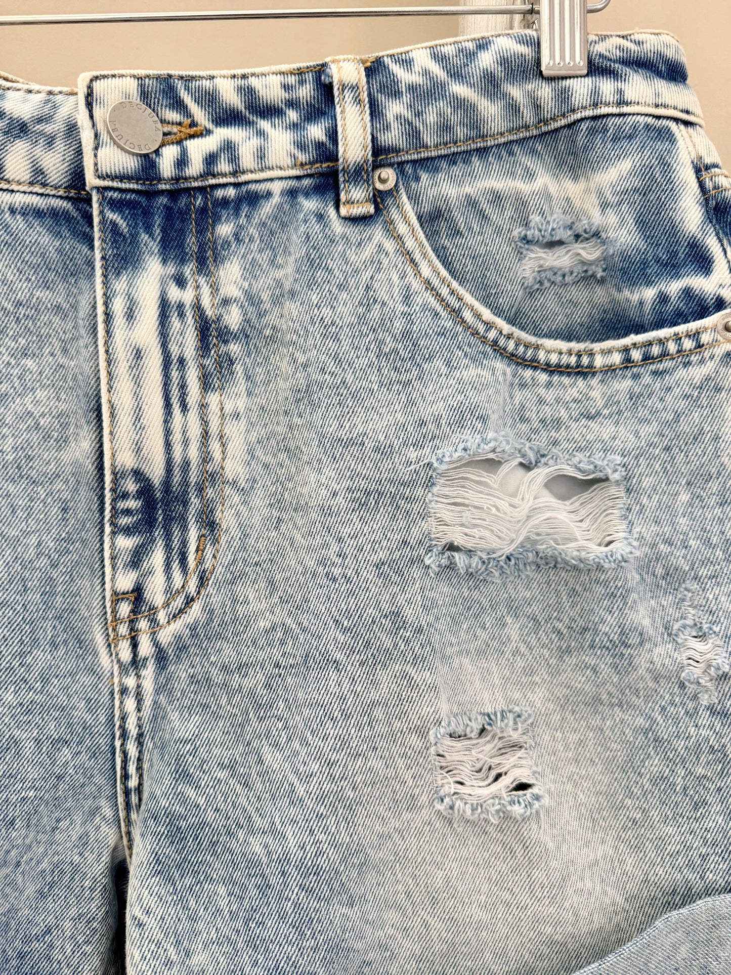 DECJUBA Blue Denim Shorts