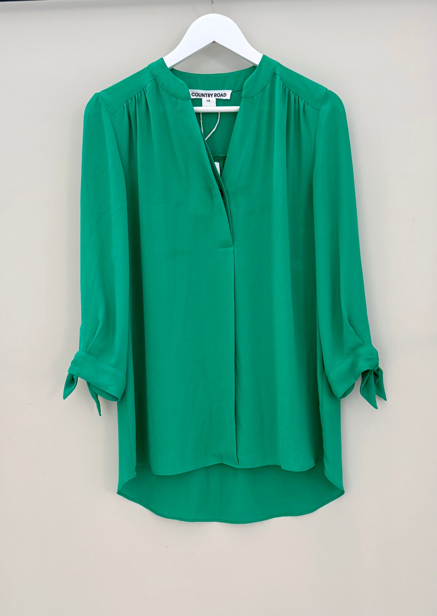 COUNTRY ROAD Green Top
